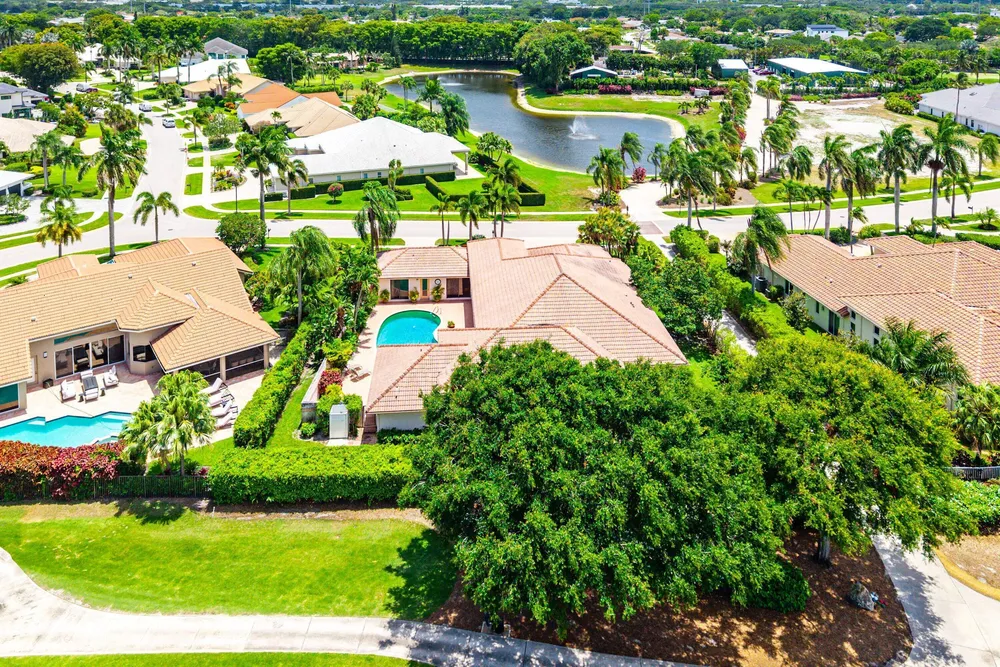 4727 Bocaire Blvd, Boca Raton, FL 33487