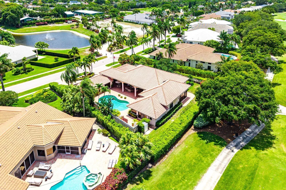 4727 Bocaire Blvd, Boca Raton, FL 33487