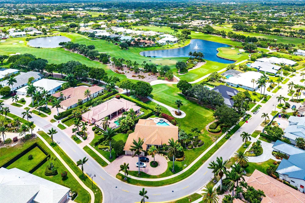 4727 Bocaire Blvd, Boca Raton, FL 33487