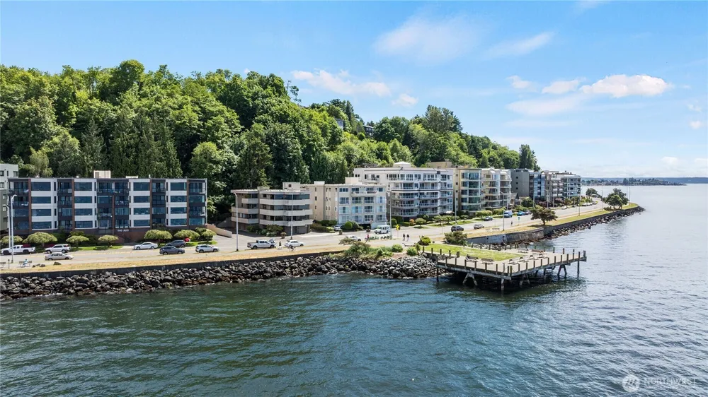 1156 Alki Ave SW, Seattle, WA 98116