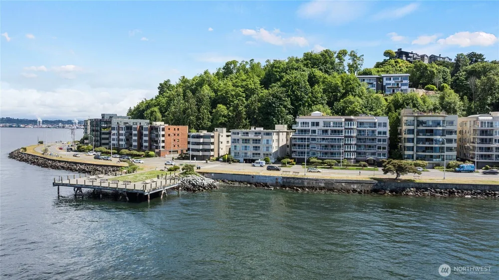 1156 Alki Ave SW, Seattle, WA 98116