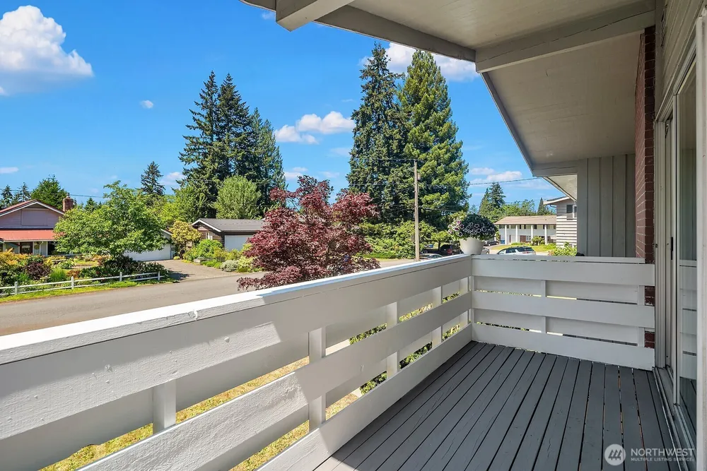 6314 126th Ave SE, Bellevue, WA 98006