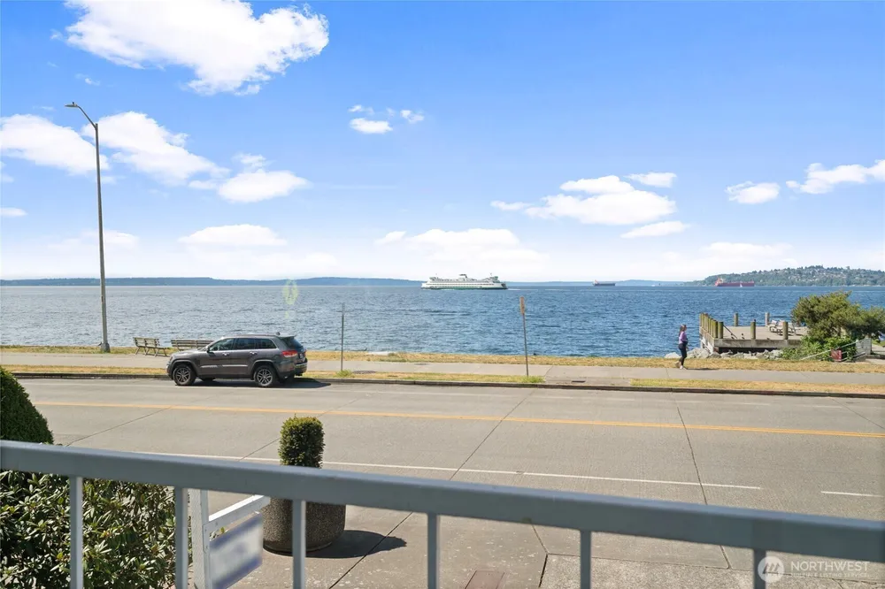 1156 Alki Ave SW, Seattle, WA 98116