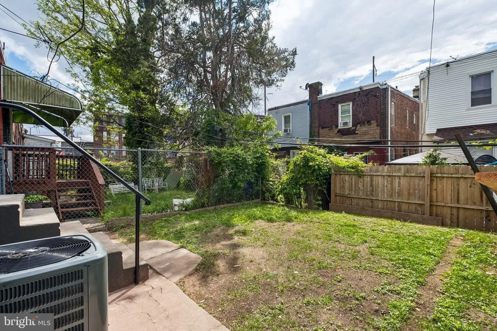 5516 N Marshall St, Philadelphia, PA 19120
