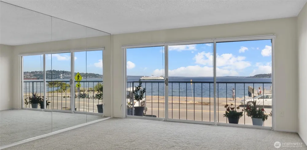 1156 Alki Ave SW, Seattle, WA 98116