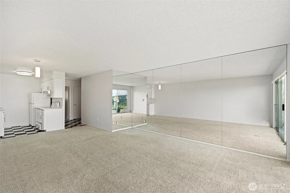 1156 Alki Ave SW, Seattle, WA 98116