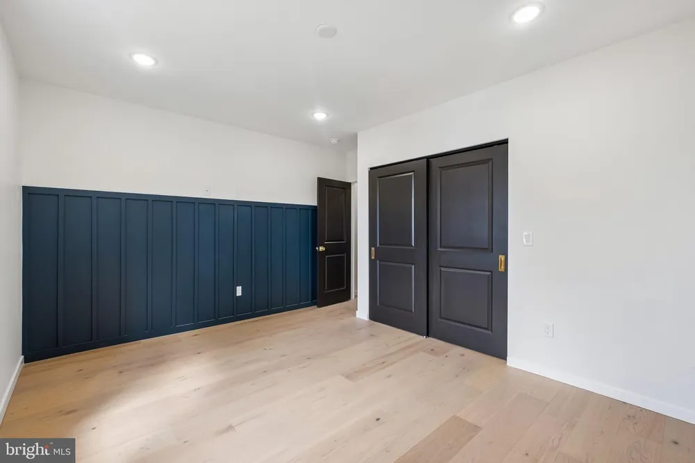 5516 N Marshall St, Philadelphia, PA 19120
