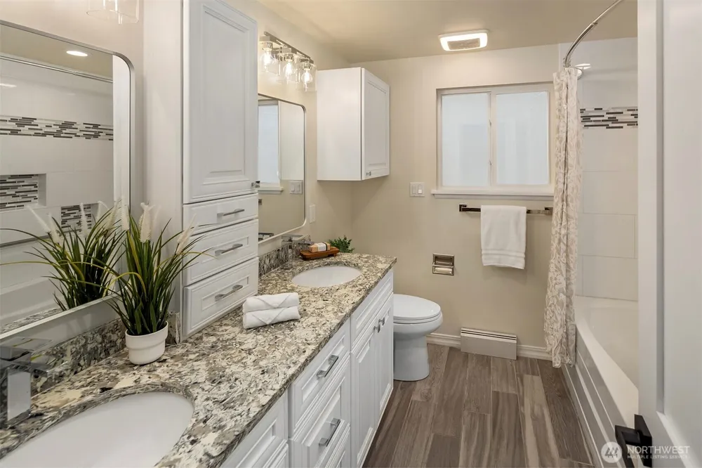 11988 Marine View Dr SW, Burien, WA 98146