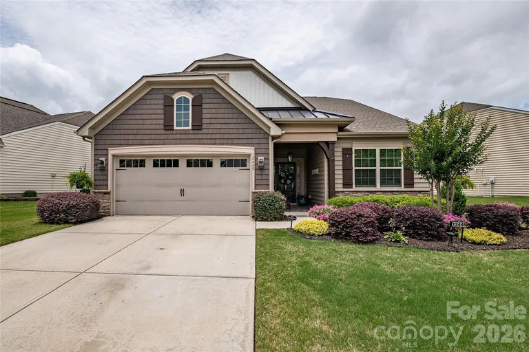 12448 Belmont Mansion Dr, Charlotte, NC 28273