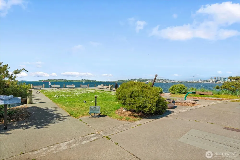 1156 Alki Ave SW, Seattle, WA 98116