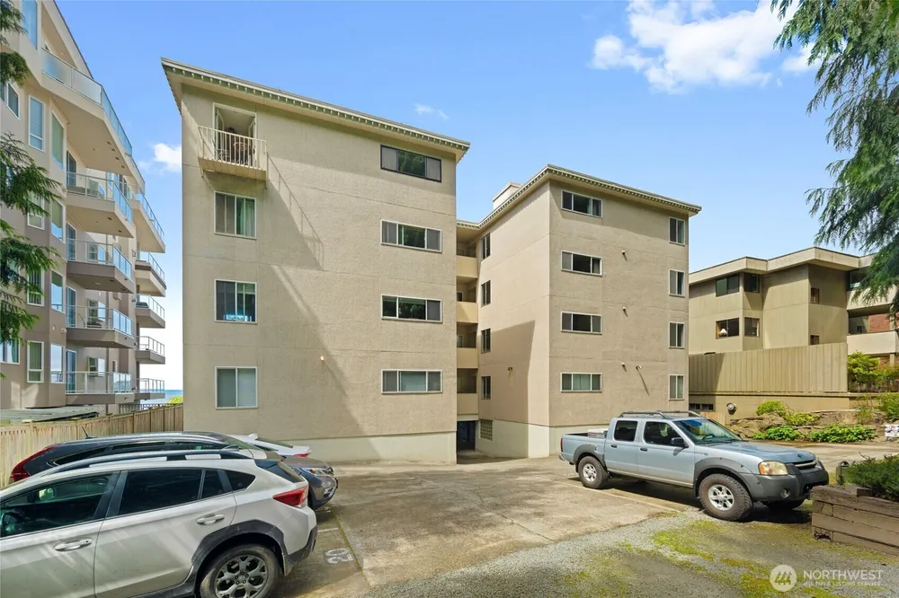 1156 Alki Ave SW, Seattle, WA 98116