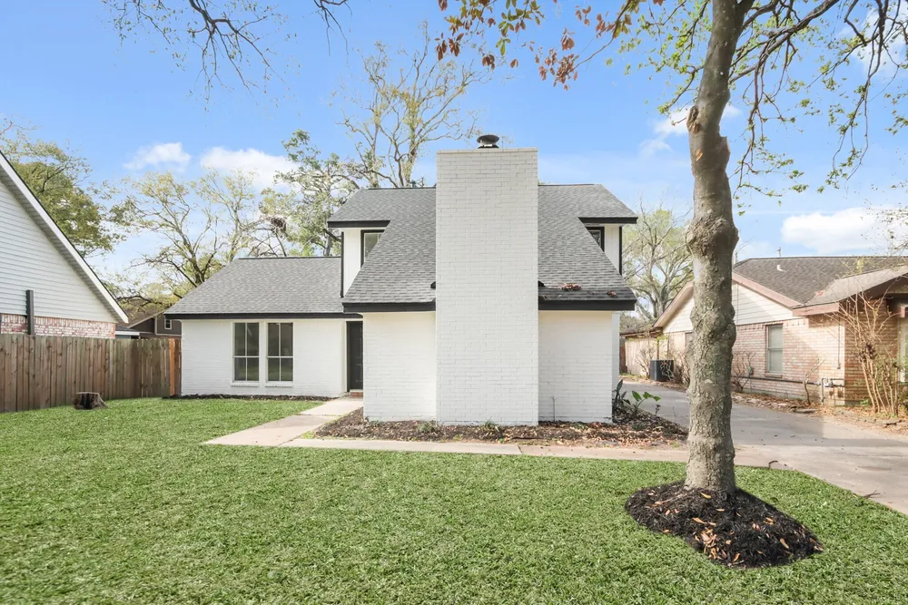 19431 Enchanted Oaks Dr, Spring, TX 77388