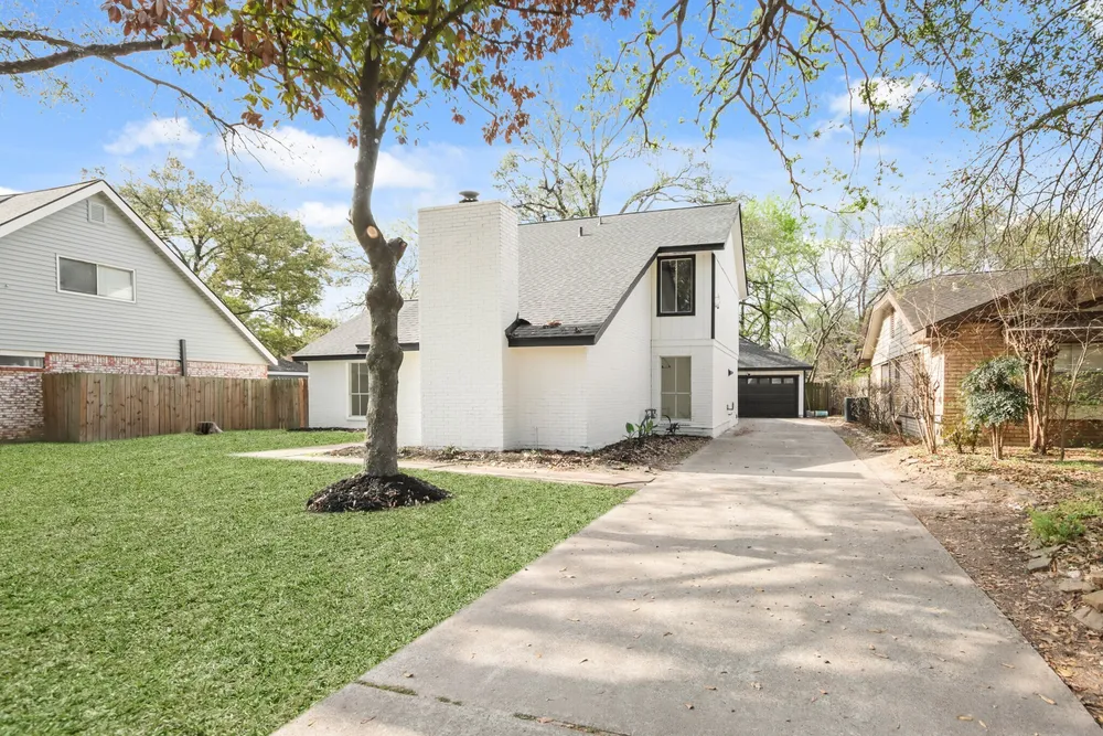 19431 Enchanted Oaks Dr, Spring, TX 77388