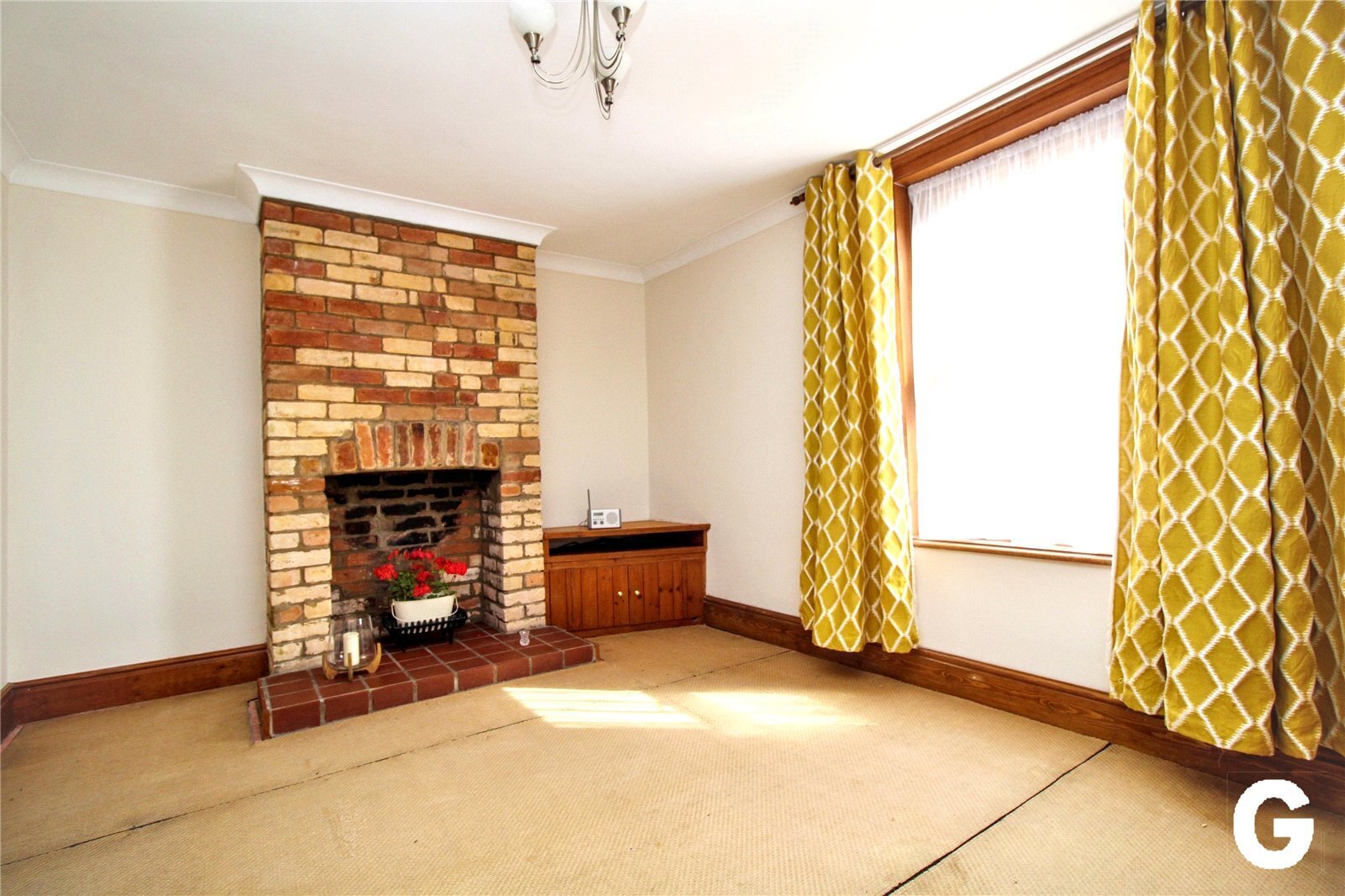 Christchurch Road, Ringwood, Hampshire, BH24 Image 4