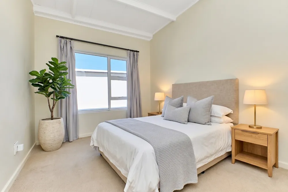 South Africa, Gauteng, Eagle Canyon Golf Estate, Ridge Road, 102