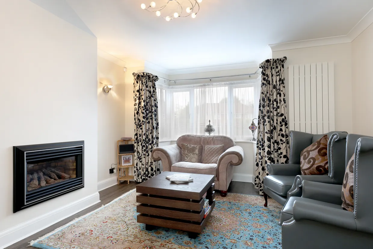Joiners Lane, Gerrards Cross, SL9 photo 1