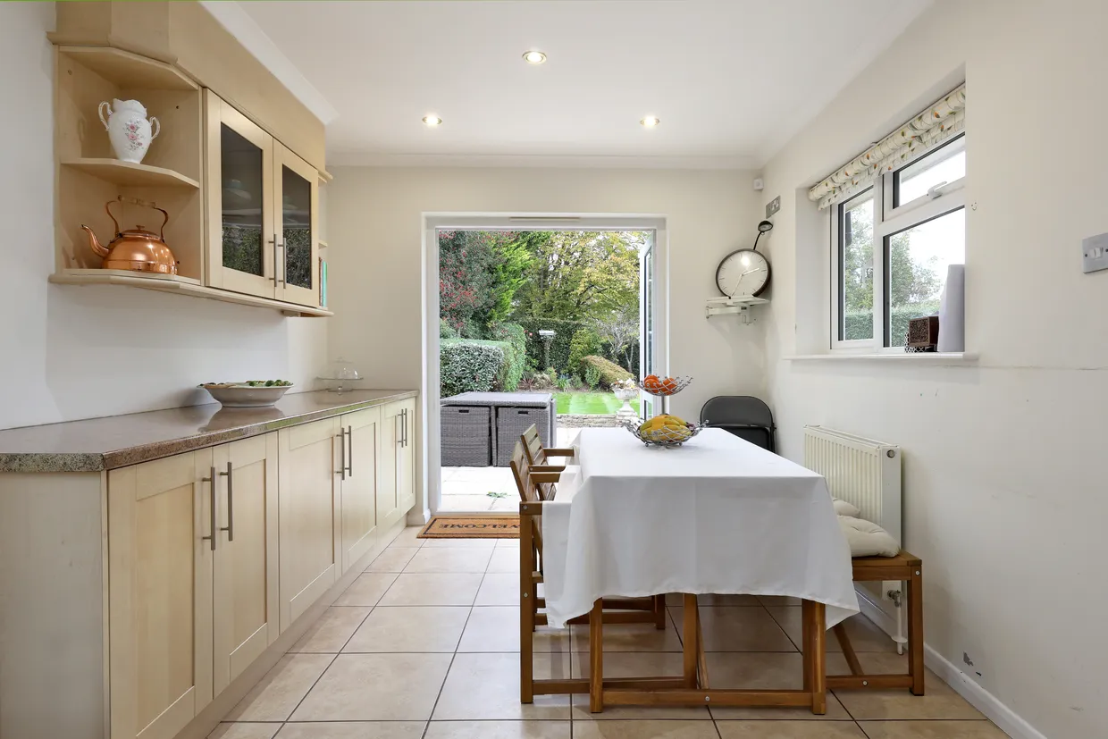 Joiners Lane, Gerrards Cross, SL9 photo 2