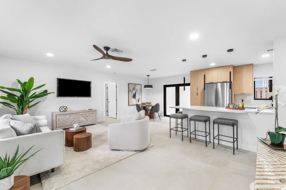 608 SE 2nd Ave, Delray Beach, FL 33483