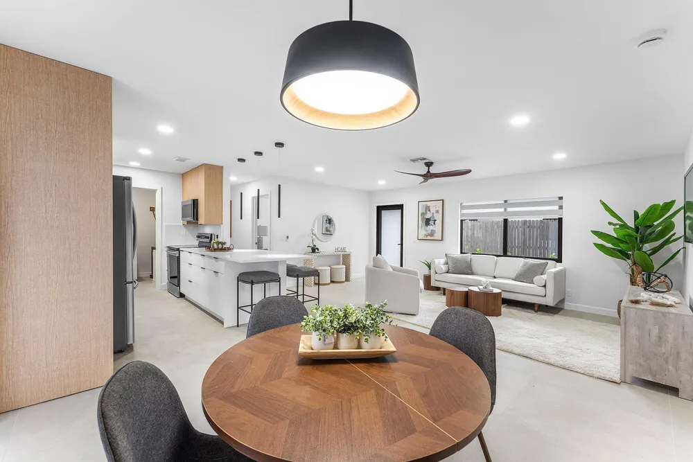 608 SE 2nd Ave, Delray Beach, FL 33483