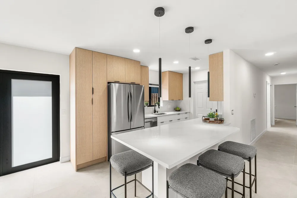 608 SE 2nd Ave, Delray Beach, FL 33483