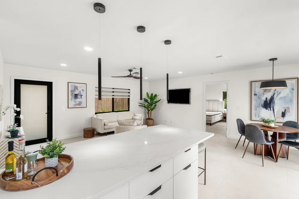 608 SE 2nd Ave, Delray Beach, FL 33483