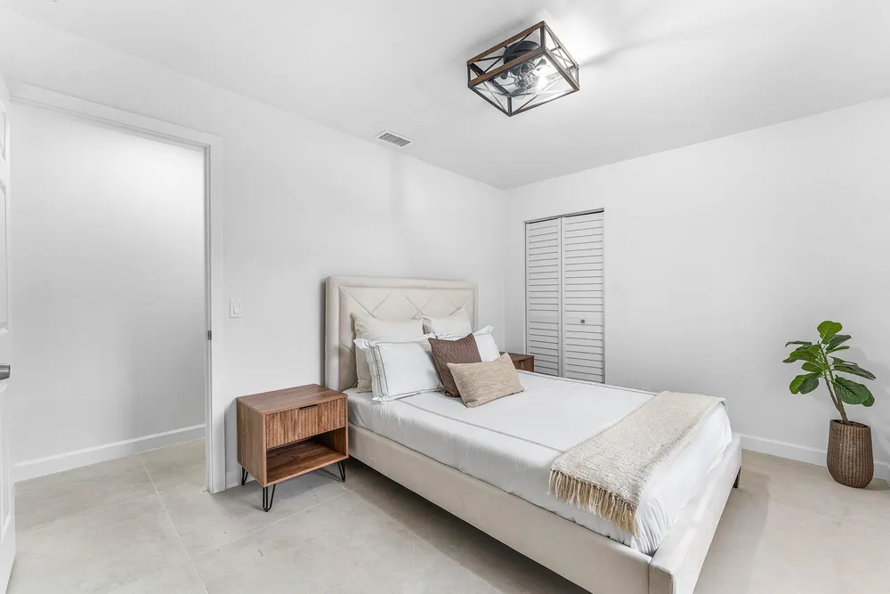 608 SE 2nd Ave, Delray Beach, FL 33483