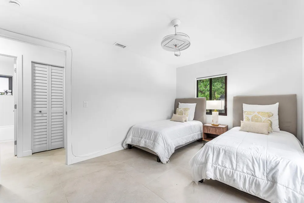 608 SE 2nd Ave, Delray Beach, FL 33483