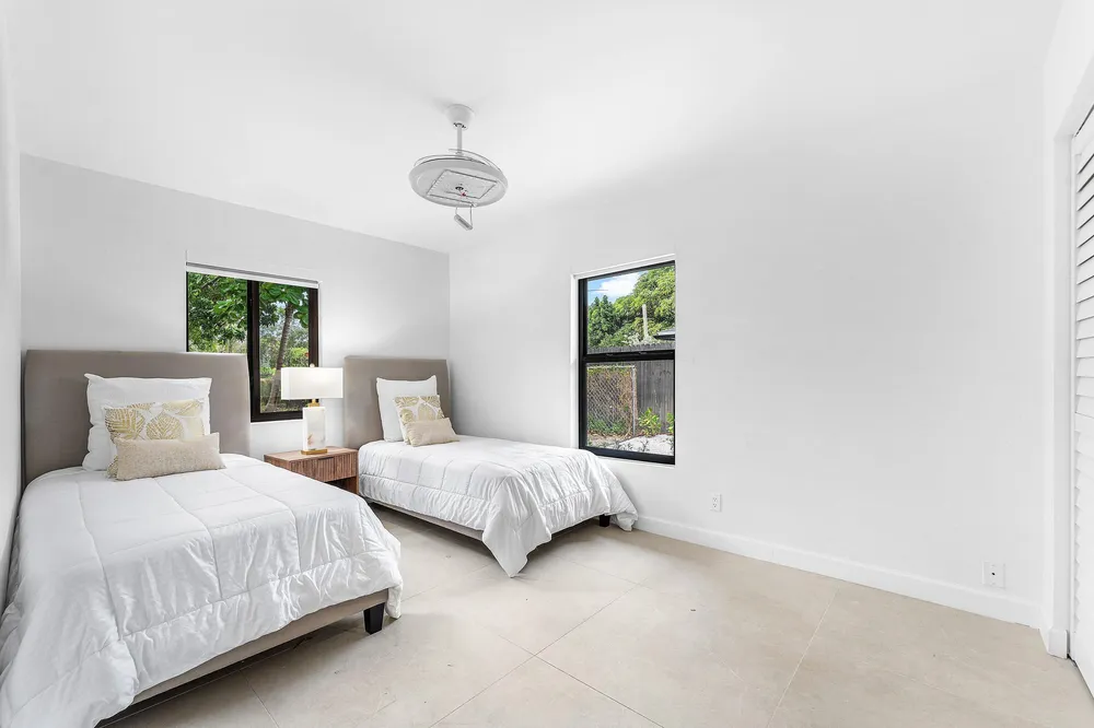 608 SE 2nd Ave, Delray Beach, FL 33483
