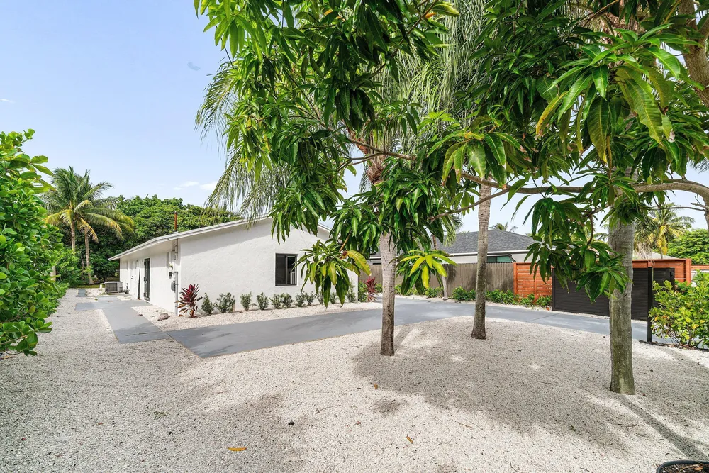 608 SE 2nd Ave, Delray Beach, FL 33483