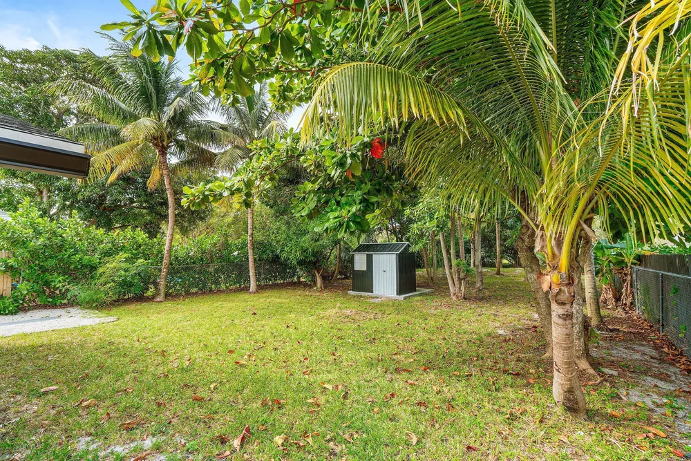 608 SE 2nd Ave, Delray Beach, FL 33483