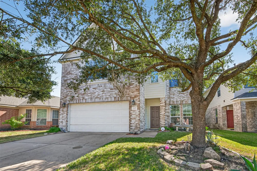 18439 Alemarble Oak St, Cypress, TX 77429