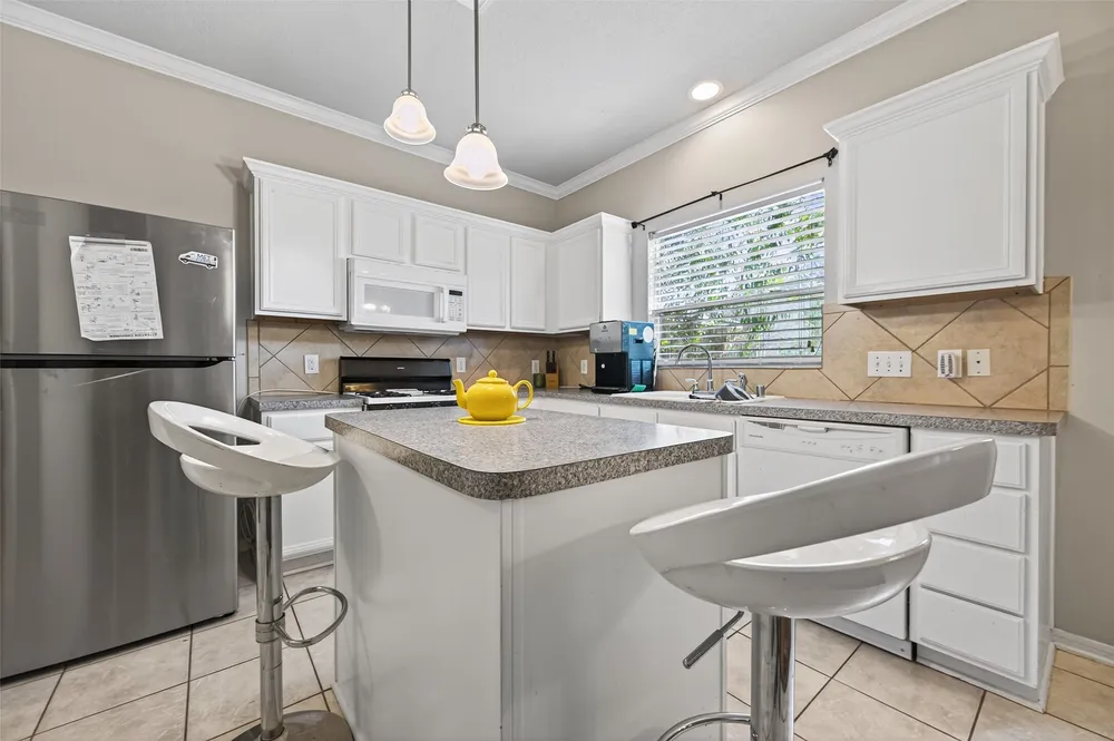 18439 Alemarble Oak St, Cypress, TX 77429