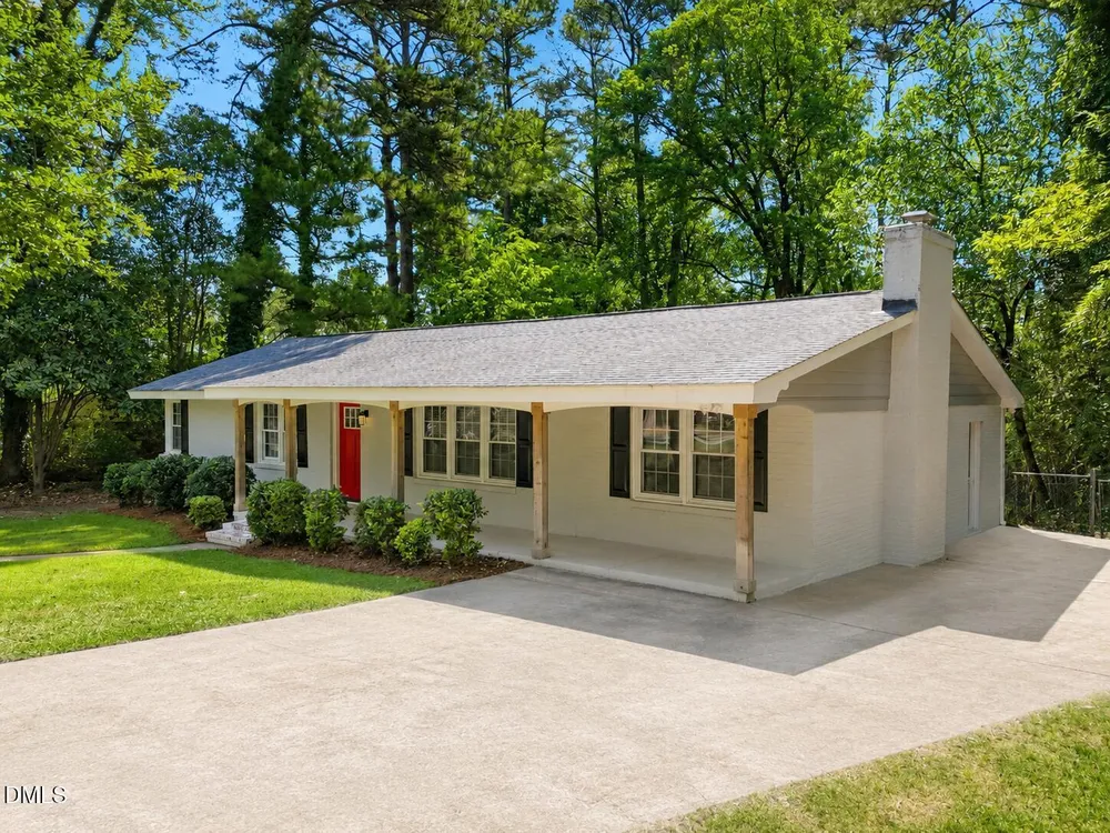 2950 Glenridge Dr, Raleigh, NC 27604