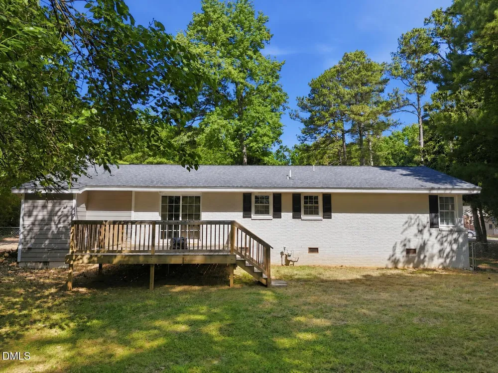 2950 Glenridge Dr, Raleigh, NC 27604