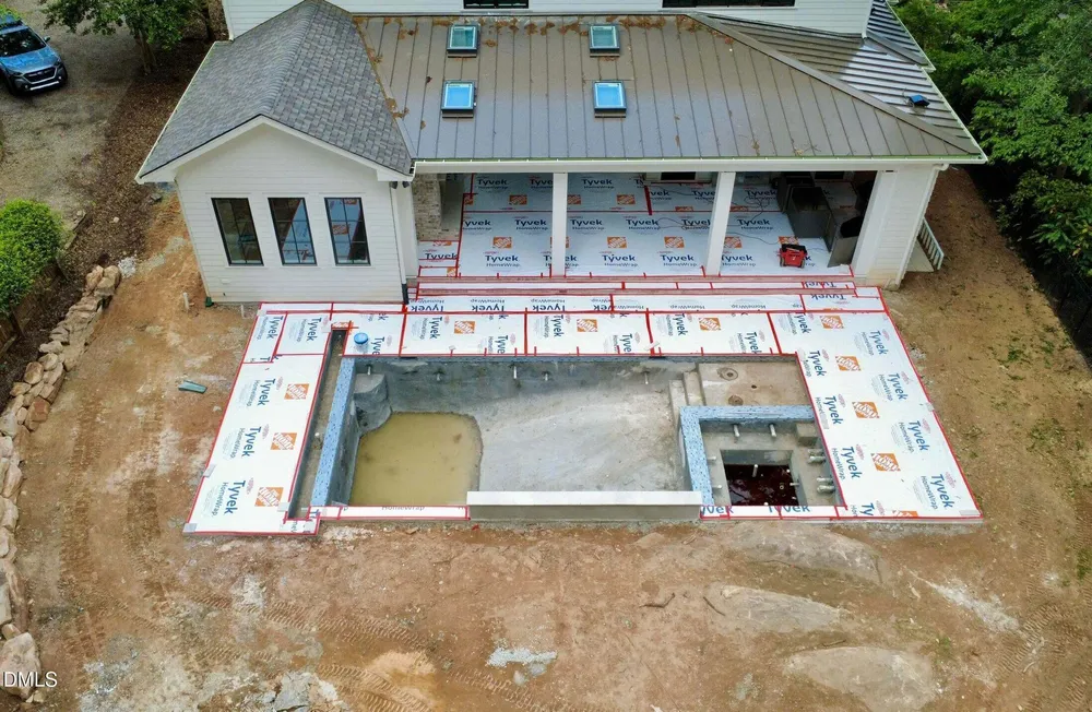 1718 Piccadilly Ln, Raleigh, NC 27608-2020