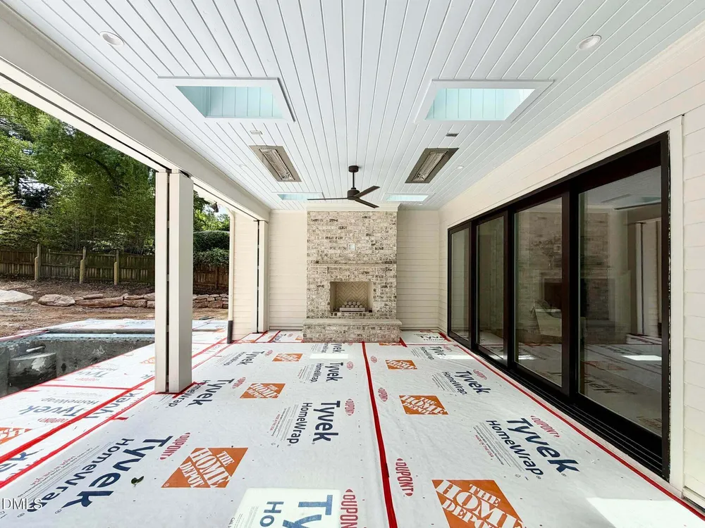 1718 Piccadilly Ln, Raleigh, NC 27608-2020
