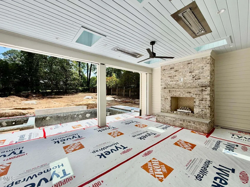 1718 Piccadilly Ln, Raleigh, NC 27608-2020