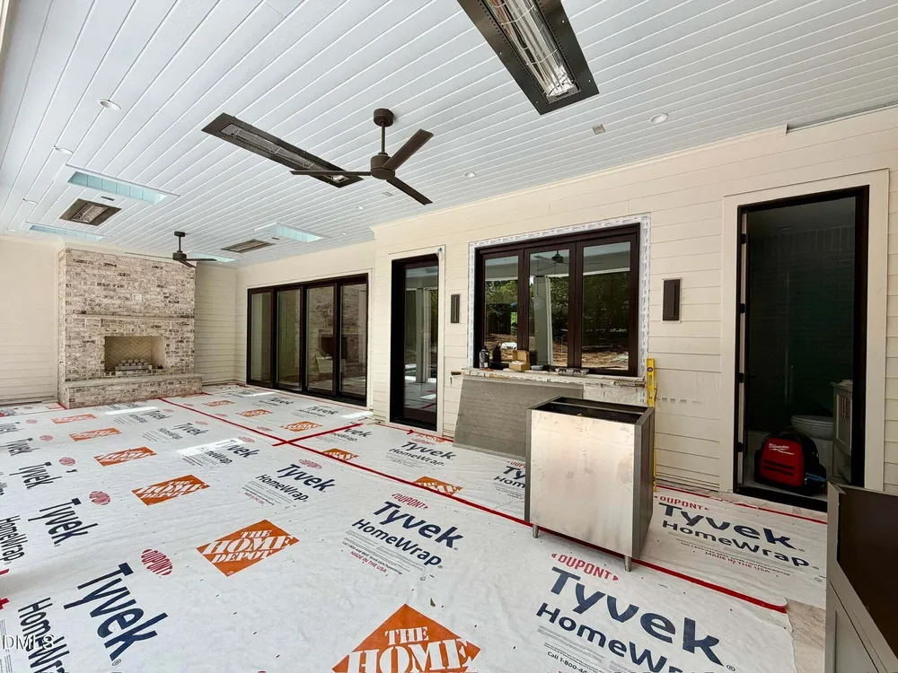 1718 Piccadilly Ln, Raleigh, NC 27608-2020