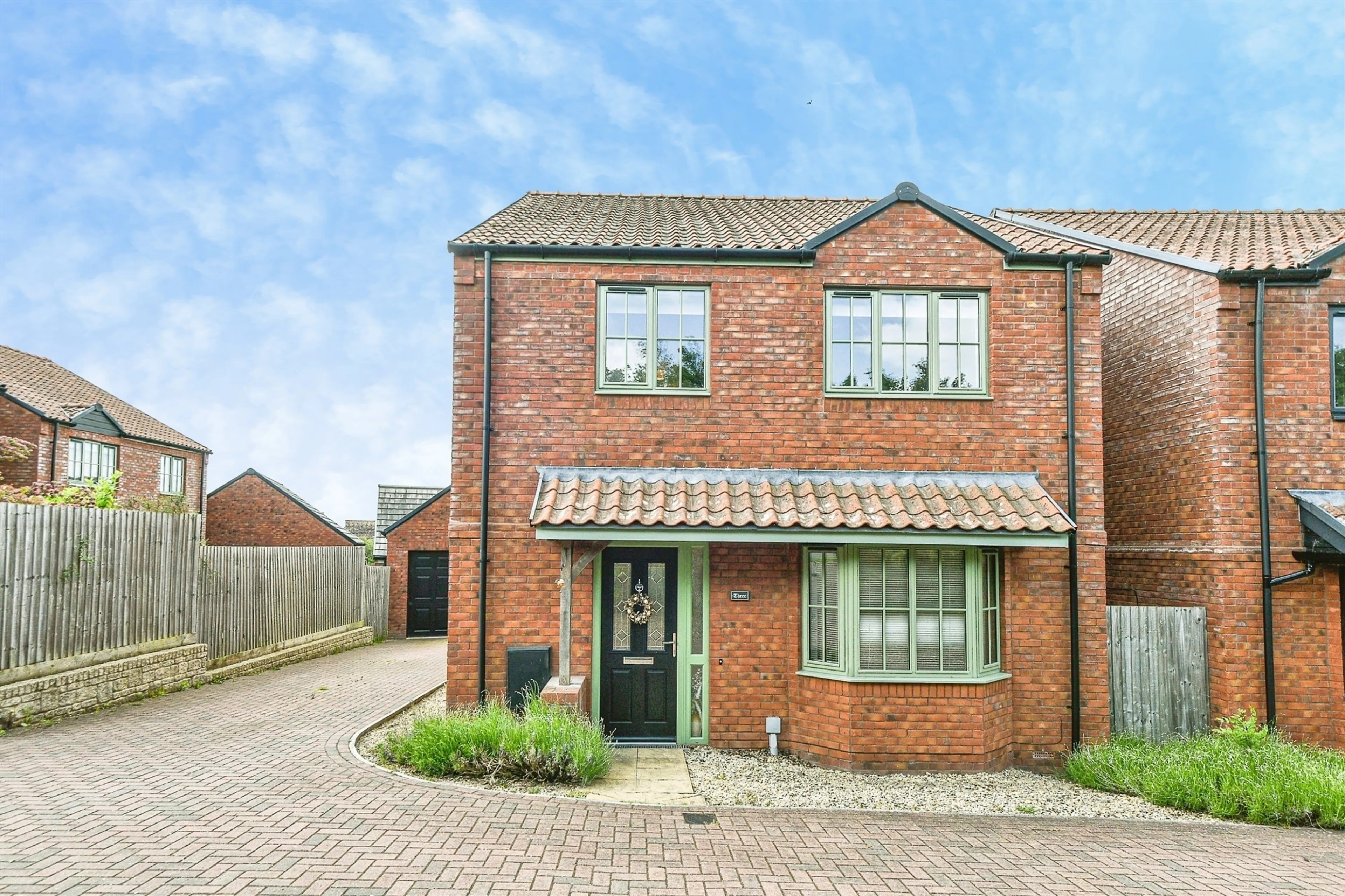 Property photo 0