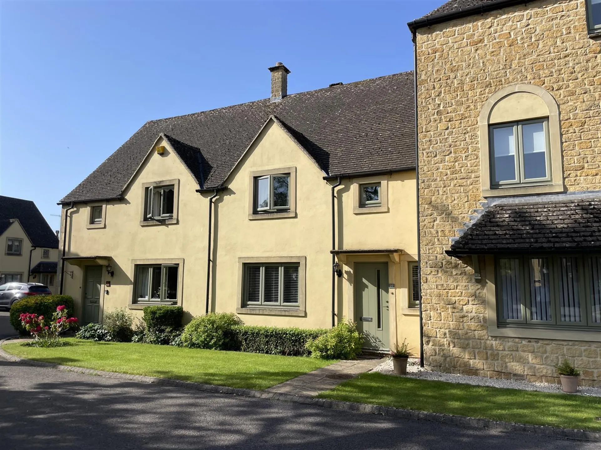 Property photo top 0