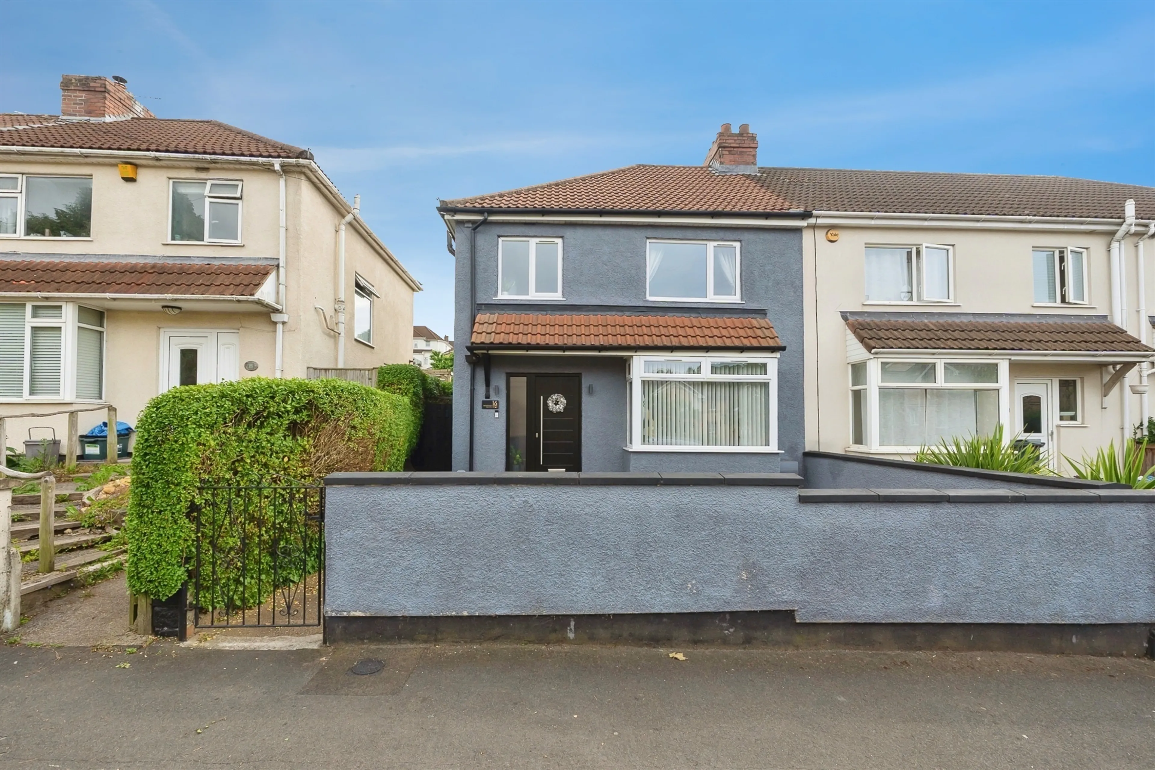 Property photo 0