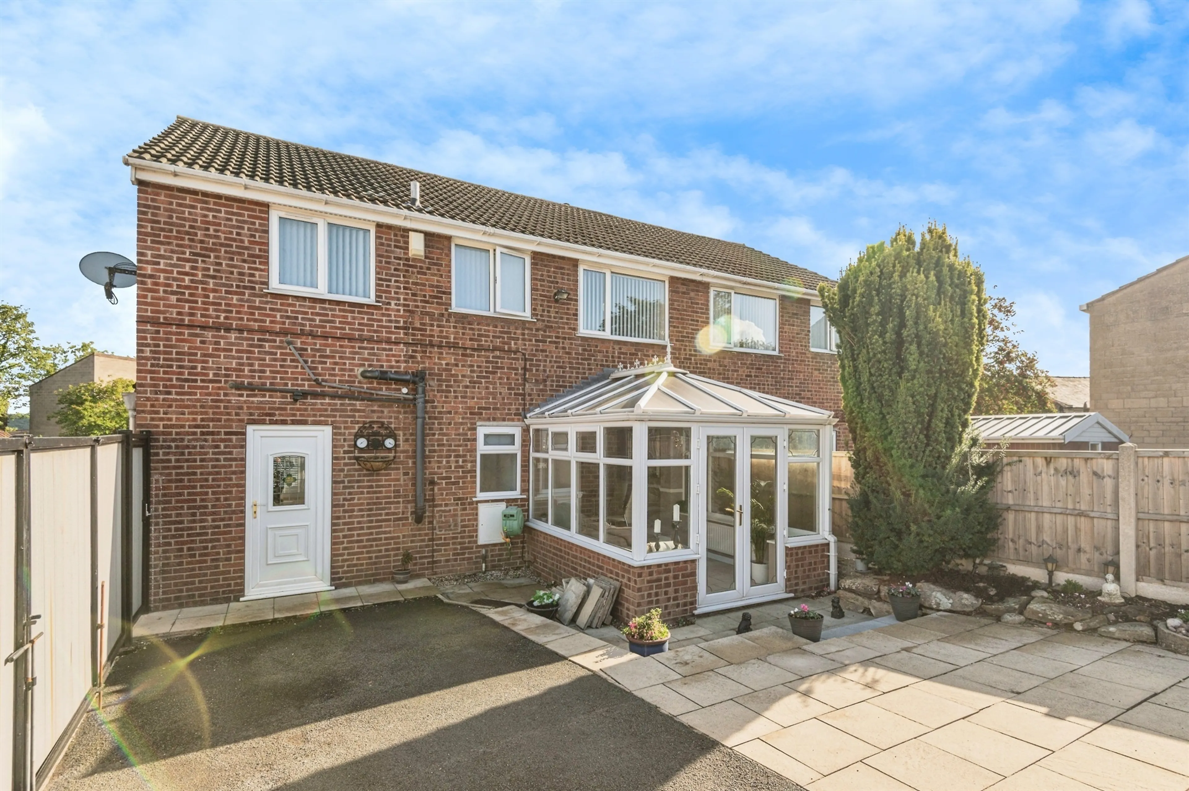 Property at The Knowl, MIRFIELD