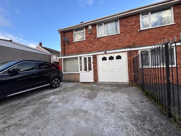 Harden Close, Walsall, WS3