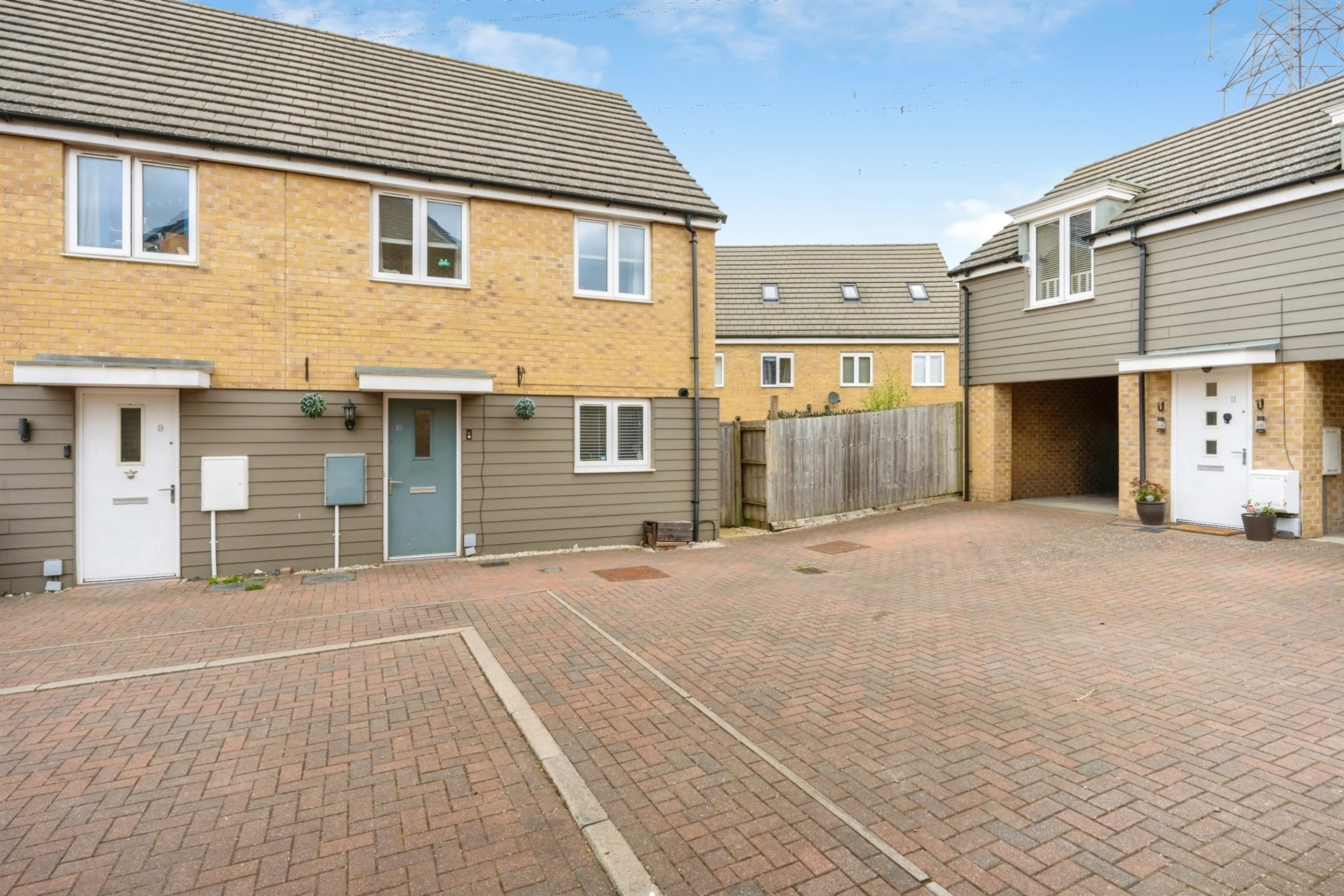 Property photo 0