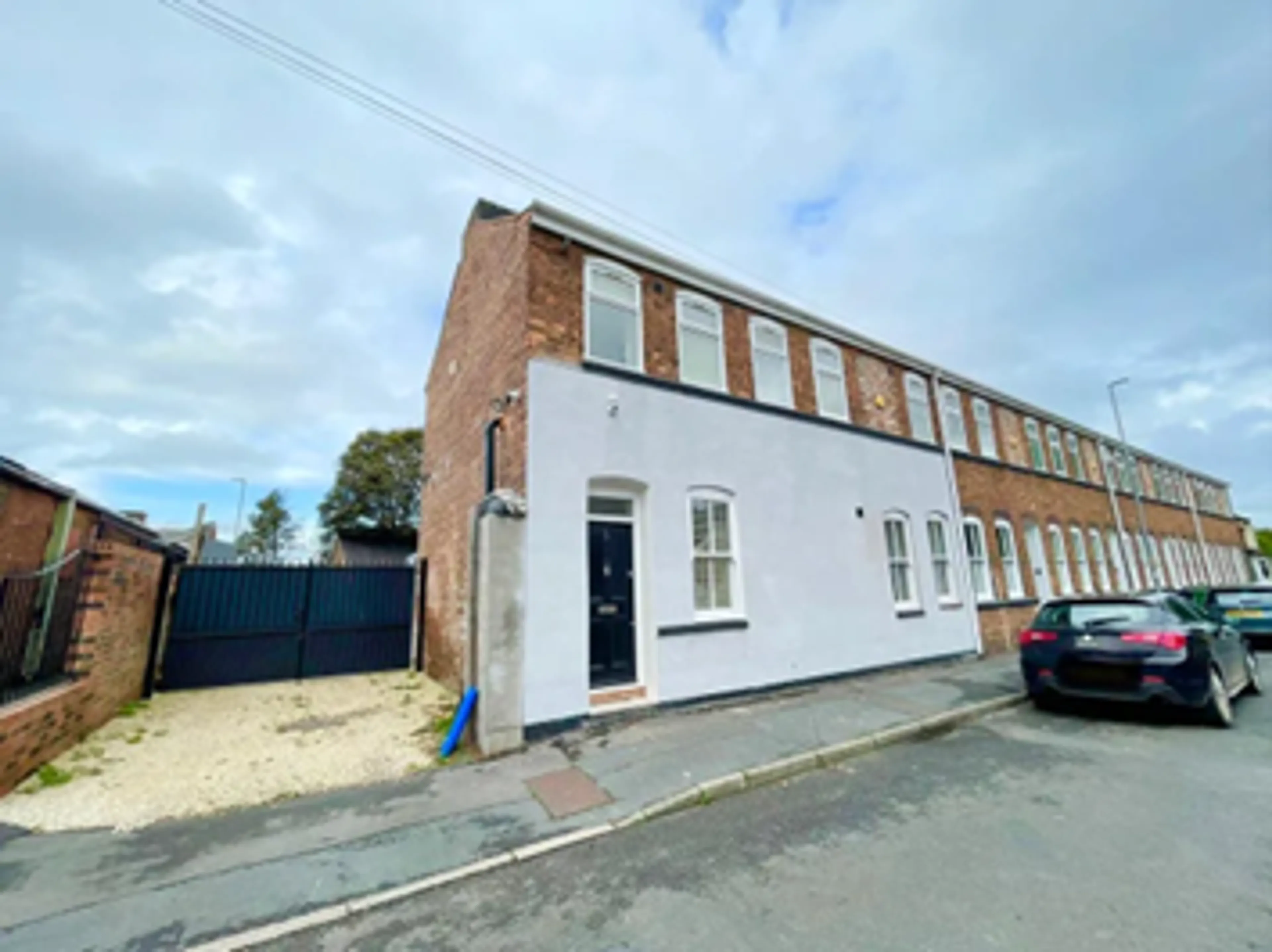 Property photo 0