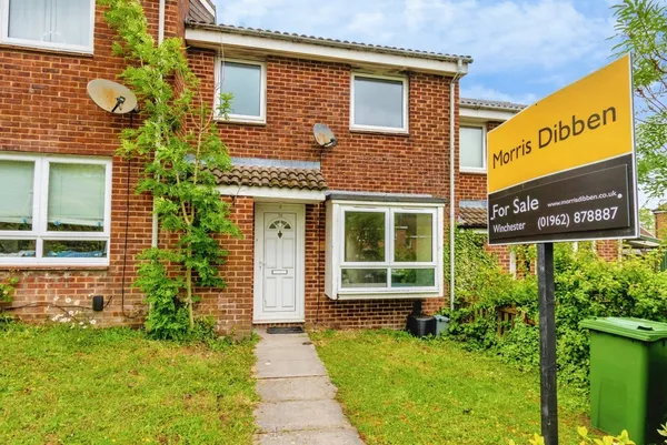 Elder Close, Winchester, Hampshire, SO22