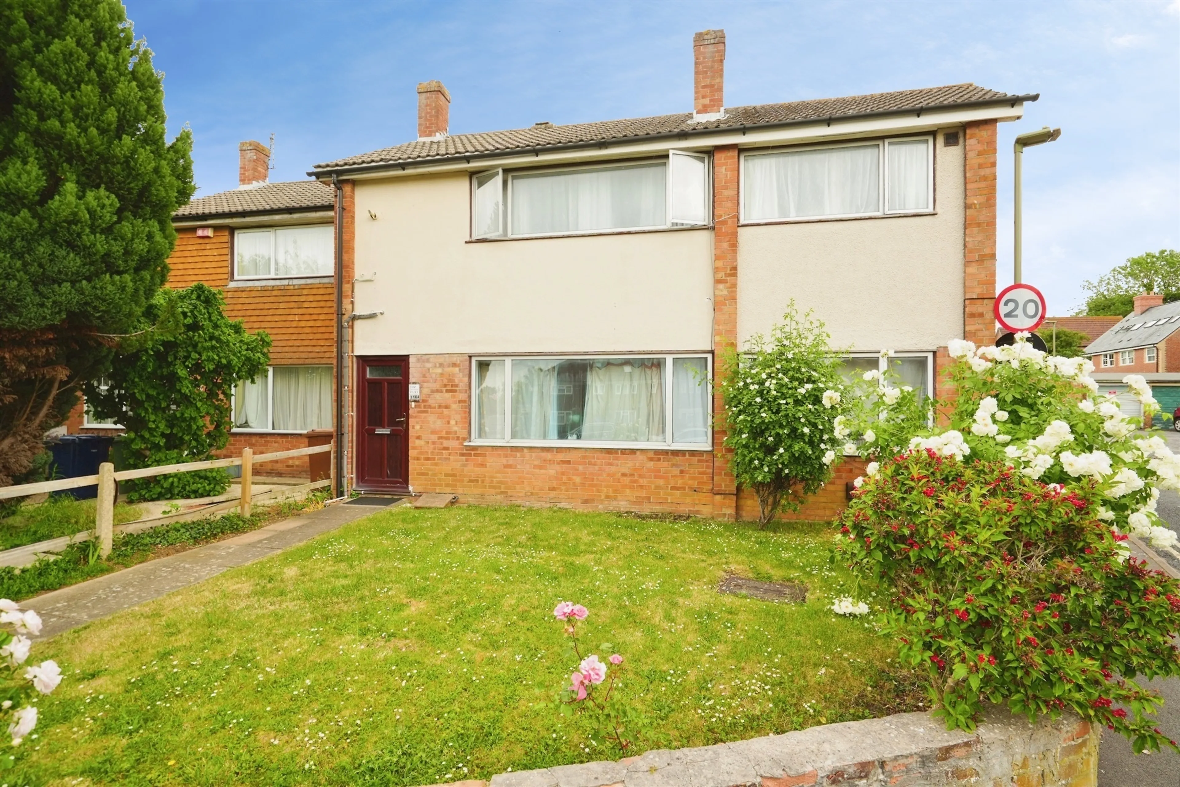 Property photo 0