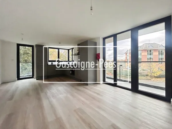 Farnborough Road, Farnborough