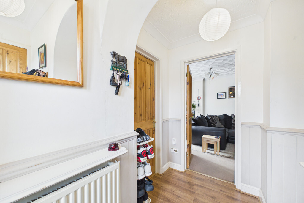 Longfield Close, Loddon Image 7
