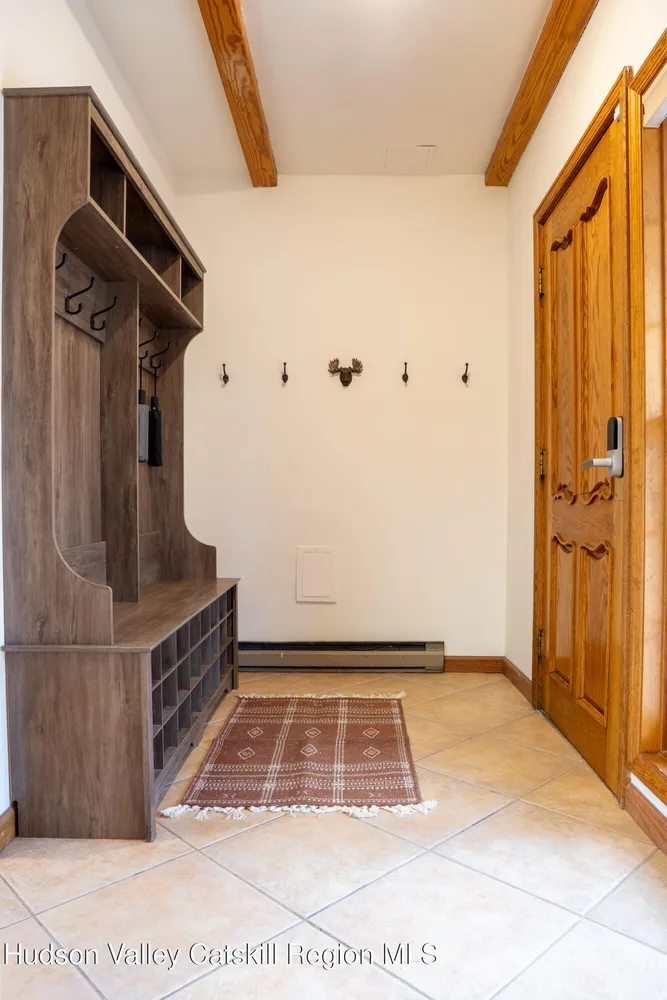 3913 County Hwy-23C, Jewett, NY 12444
